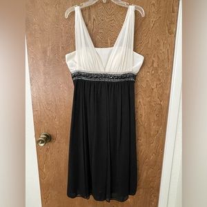 Elegant Black Dress Size 6